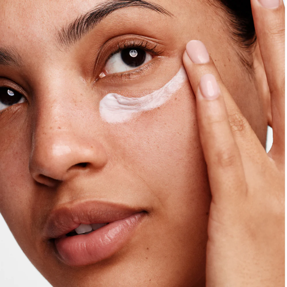 Peek Performance Overnight Repair Eye Cream - Image 3